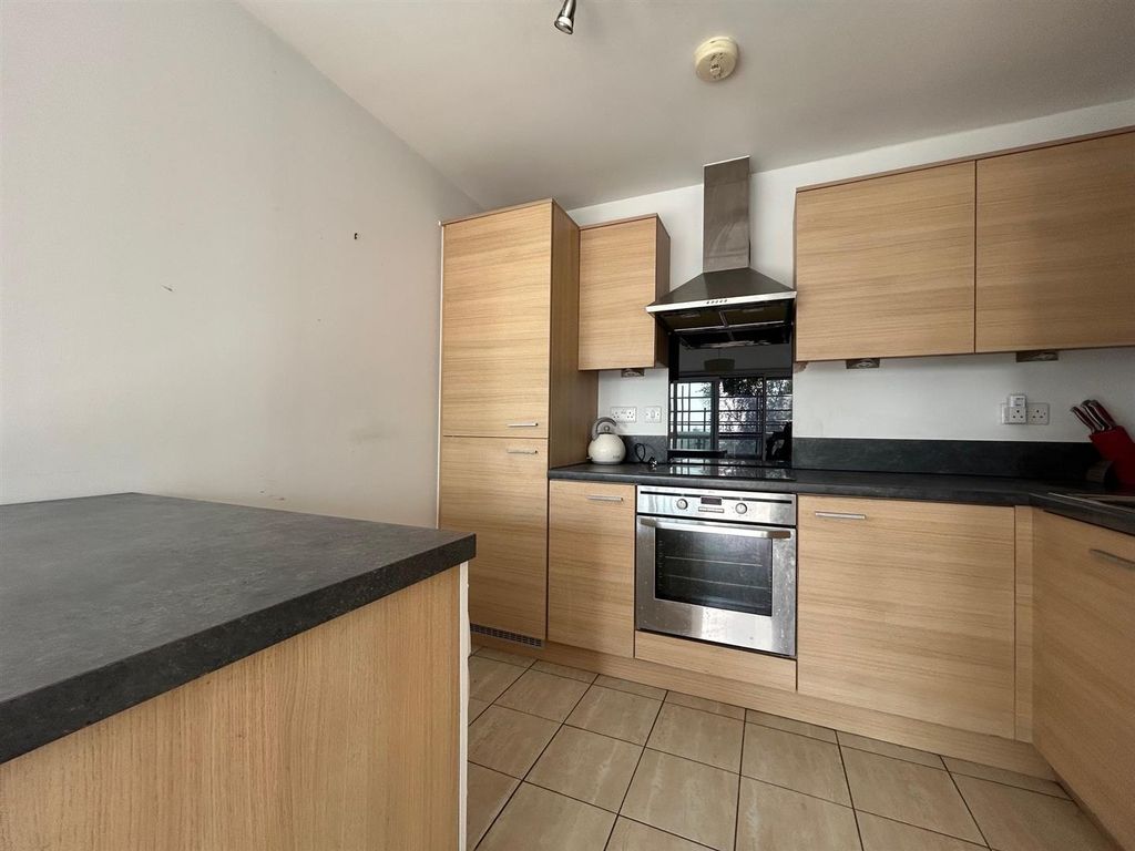 Property photo 2 of 12 13.Jpg