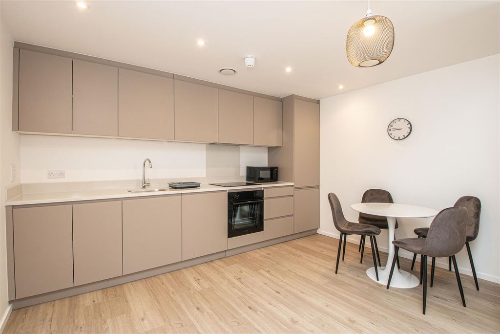 Property photo 2 of 25 103Sta_5.Jpg