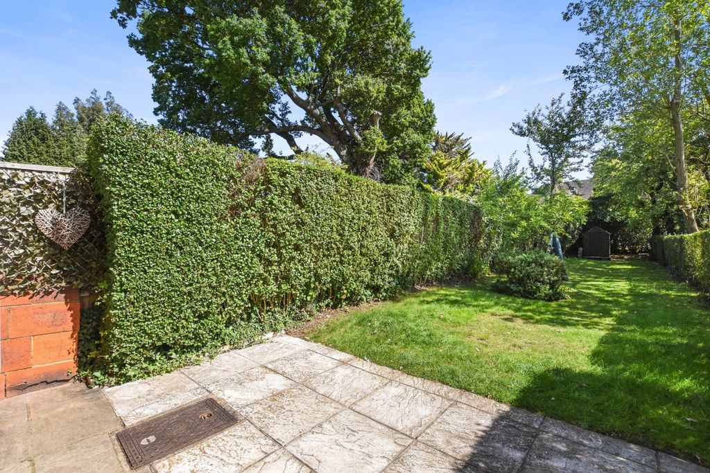 Property photo 2 of 11