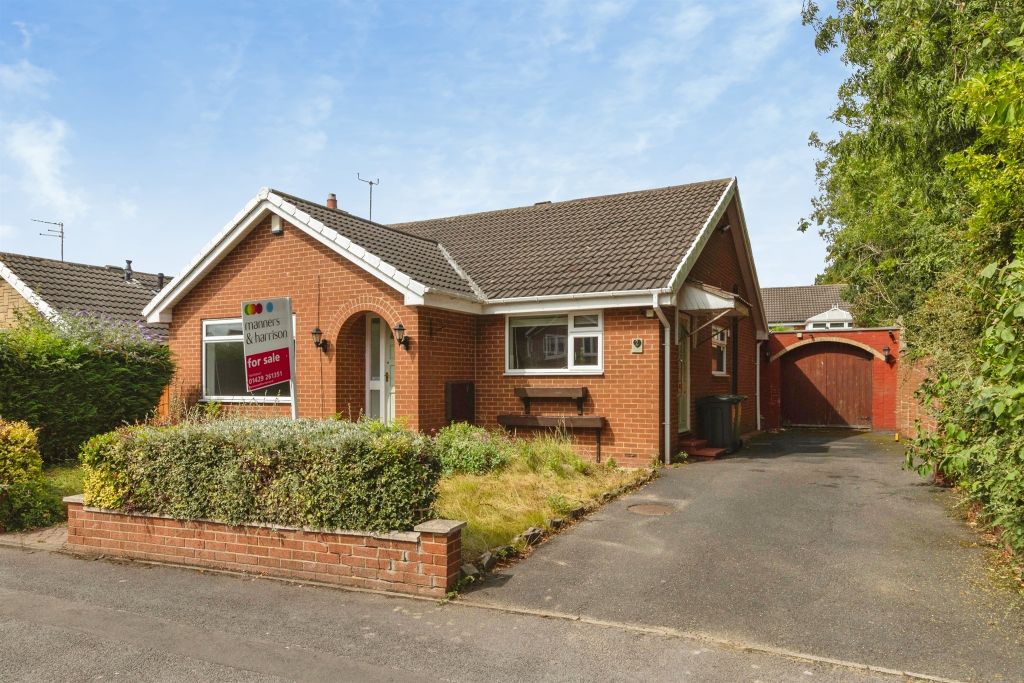 Property photo 2 of 23