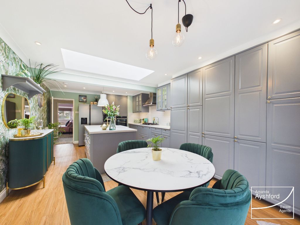 Property photo 3 of 38