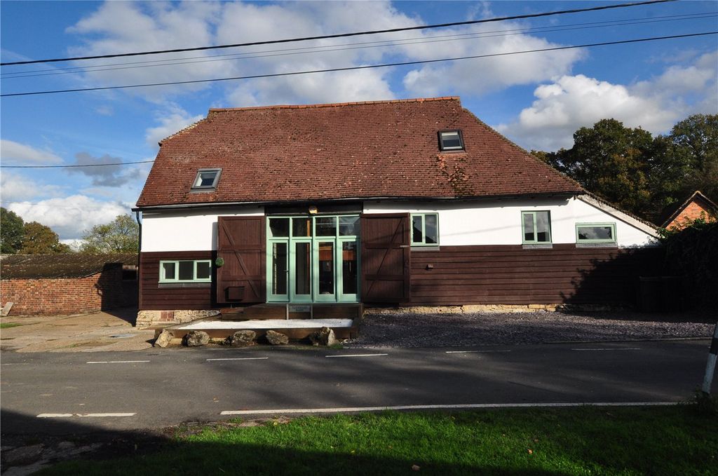 Property photo 1 of 27 Picture No. 02