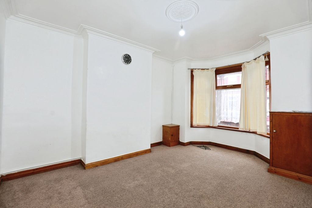 Property photo 2 of 16 Pbox-Img.Jpg