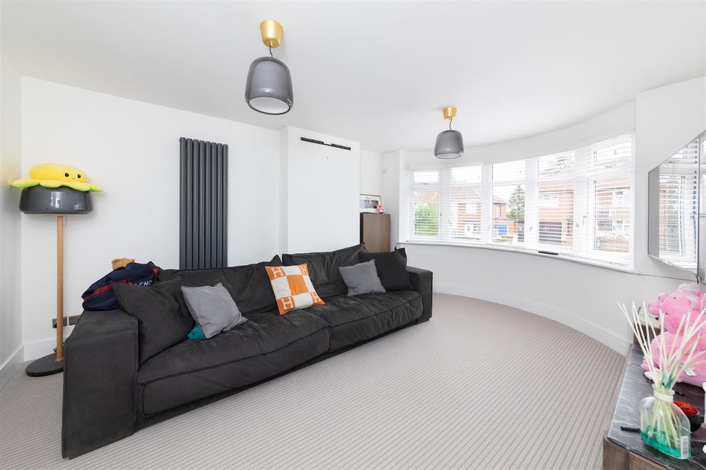 Property photo 2 of 13 Er6A6363-1.Jpg