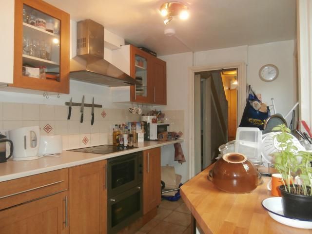 Property photo 2 of 14 Kitchen