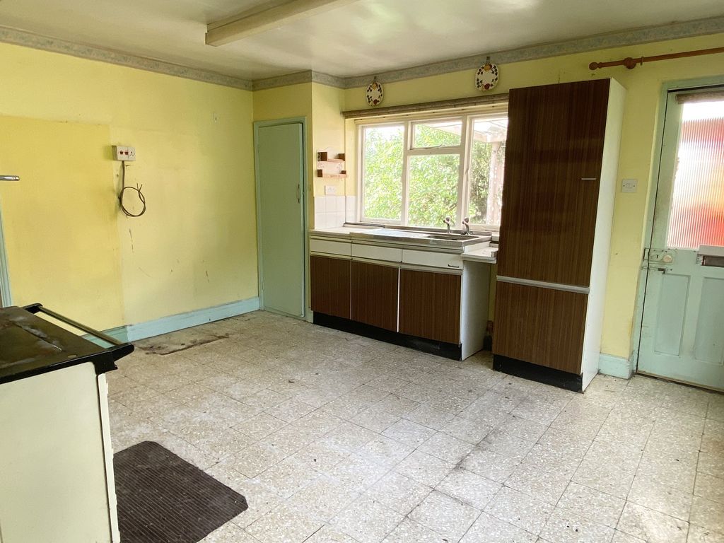 Property photo 2 of 14 Not Specified