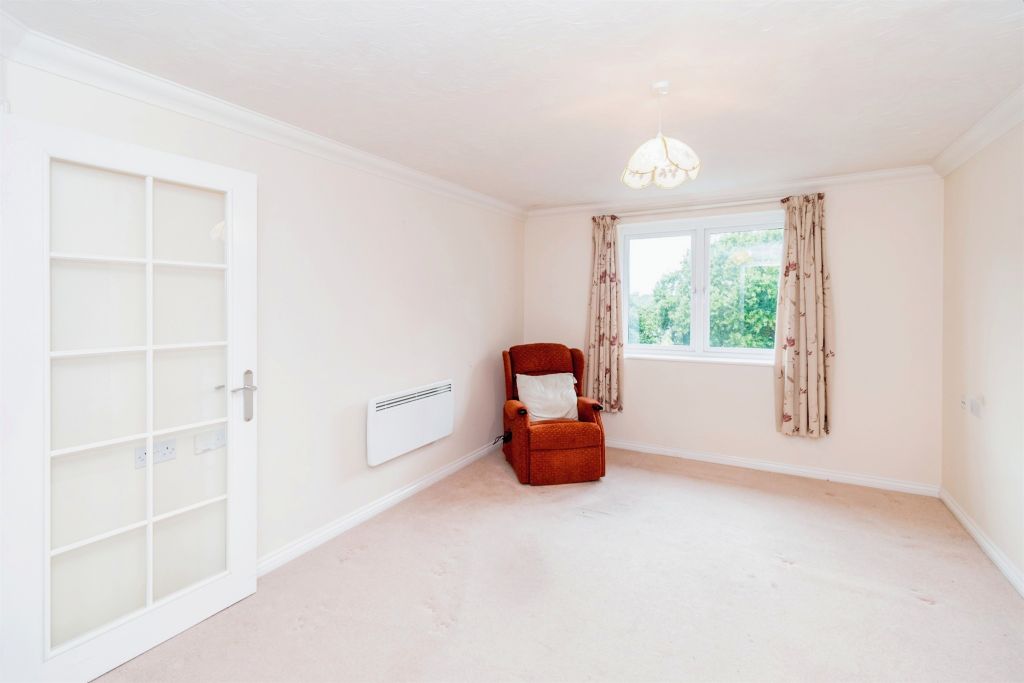 Property photo 3 of 16