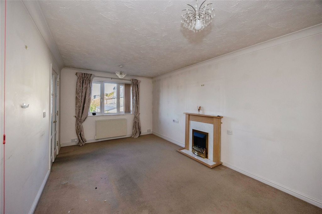 Property photo 3 of 10 Picture No. 11