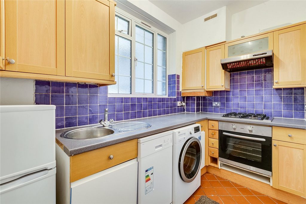 Property photo 3 of 5
