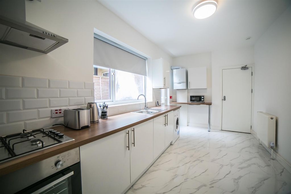 Property photo 3 of 18 Rf9A8535.Jpg