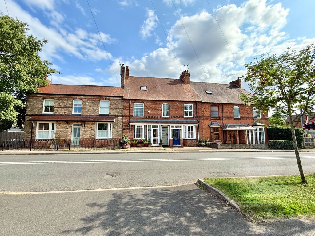 Property photo 2 of 19