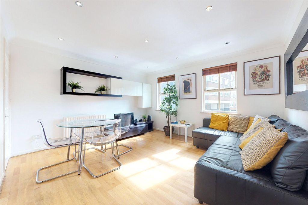 Property photo 1 of 10 Picture No. 07