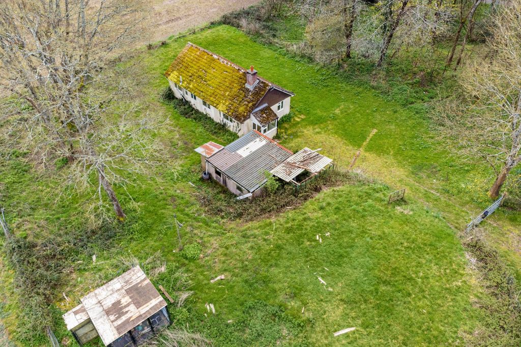 Property photo 3 of 11 Picture No. 01