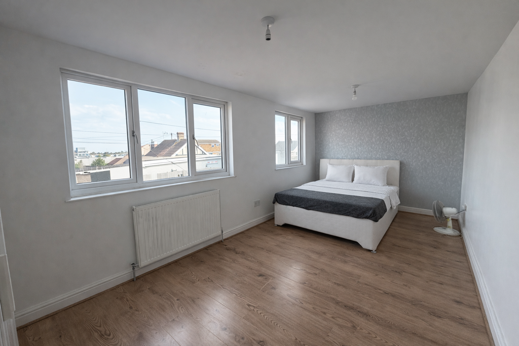 Property photo 1 of 2