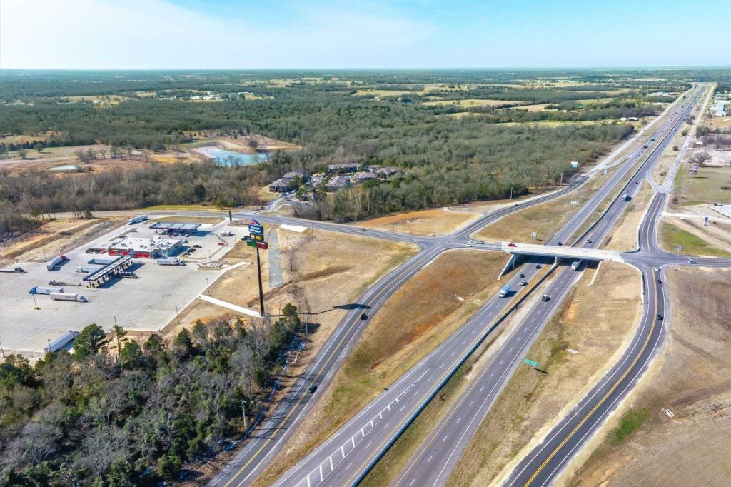 Property photo 3 of 6 <Alttext/>