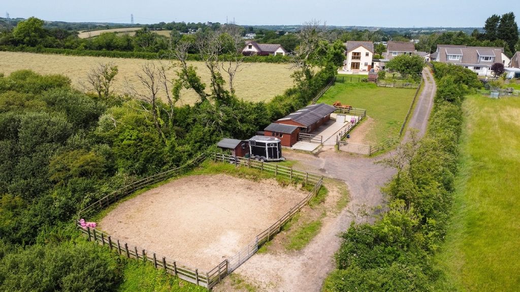 Property photo 1 of 48