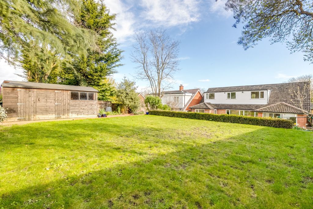 Property photo 3 of 30 4732735