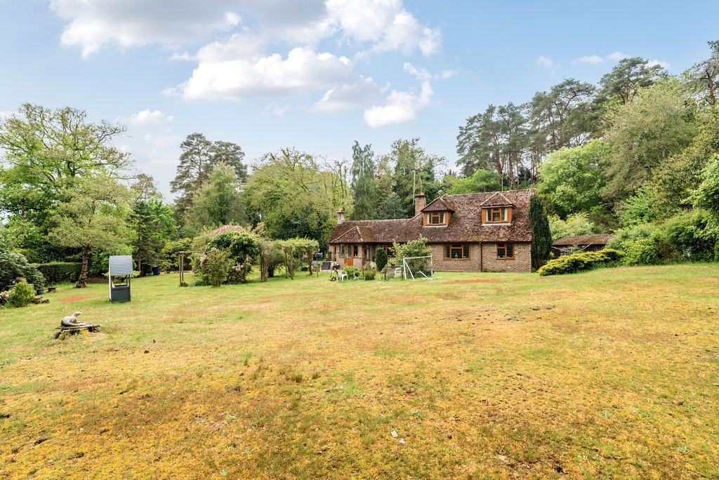 Property photo 2 of 25 1459865-6-6A0c829...
