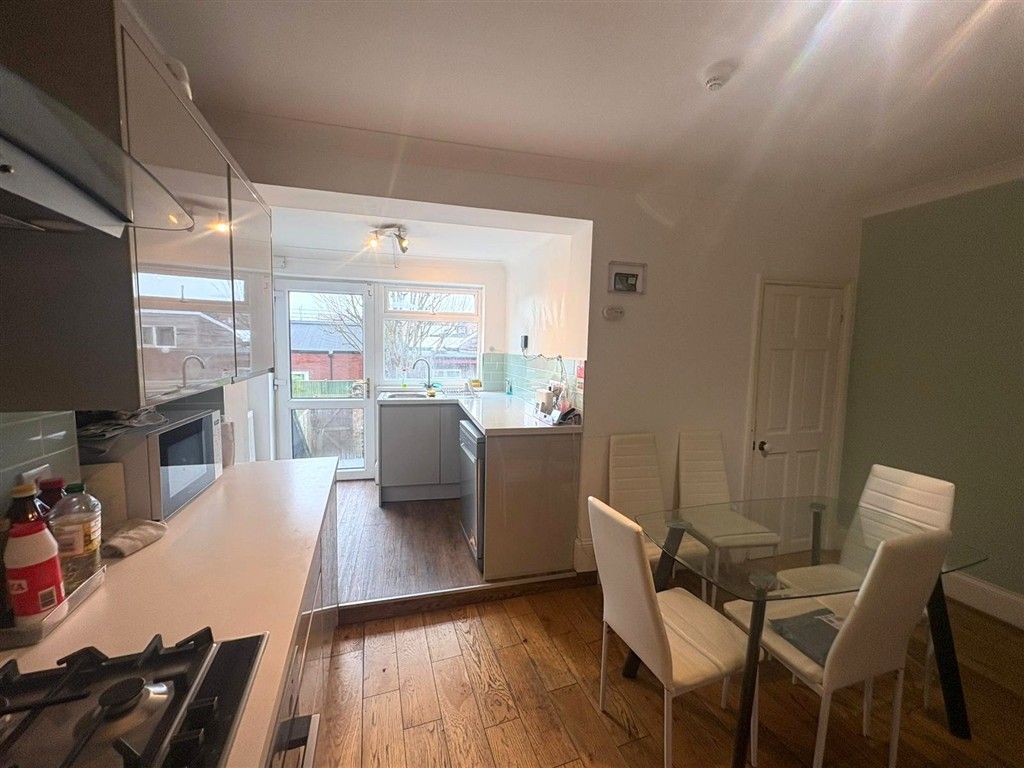 Property photo 1 of 9 Kitchen/Diner