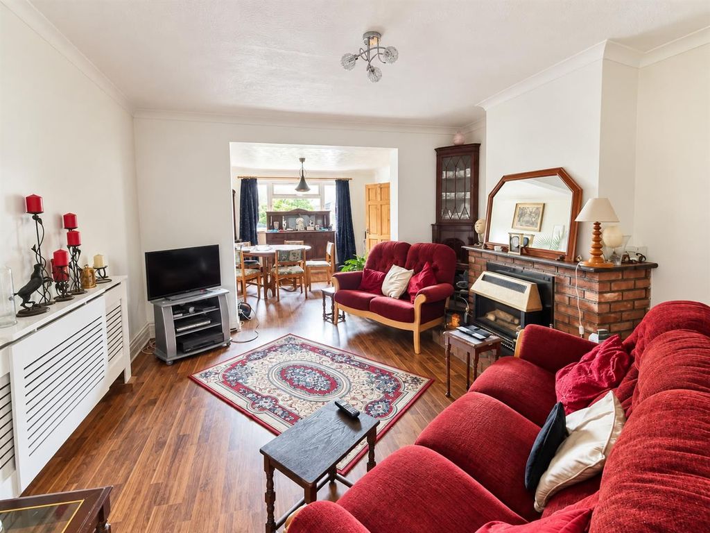 Property photo 3 of 15 Living Room