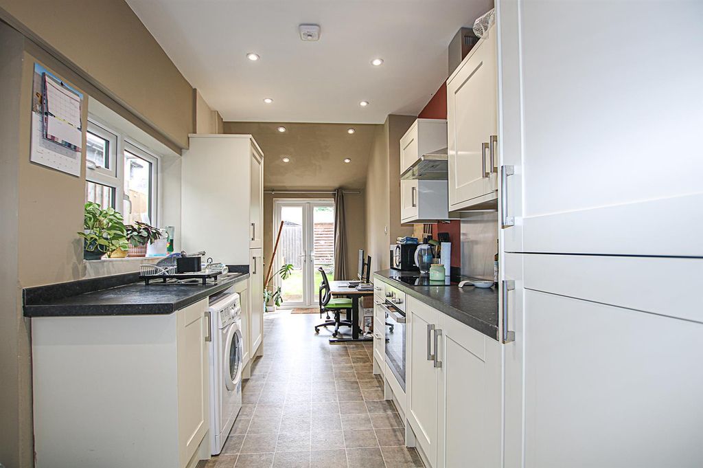 Property photo 2 of 12 Img_0385.Jpg