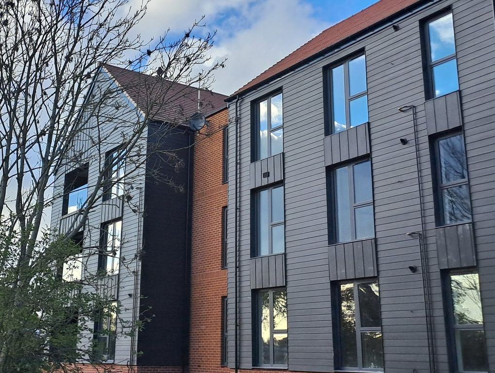 Property photo 2 of 7 Exterior Example