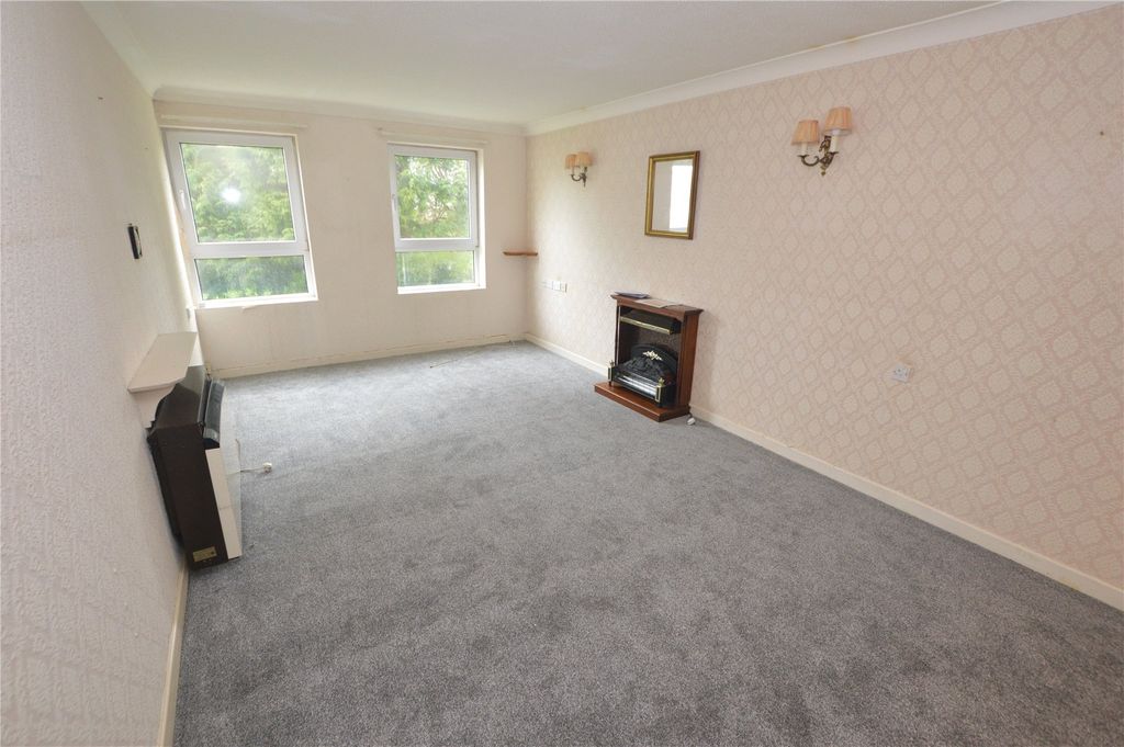 Property photo 2 of 9 2 - Picture No. 03