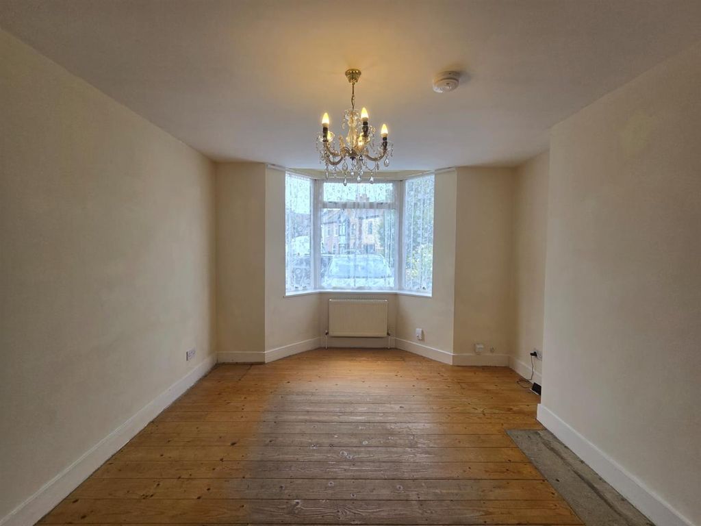 Property photo 2 of 8 Whatsapp Image 2025-07-30 At 16.40.44 (1).Jpeg