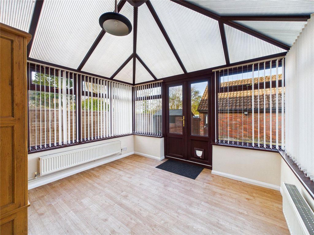 Property photo 3 of 17 Picture No. 10