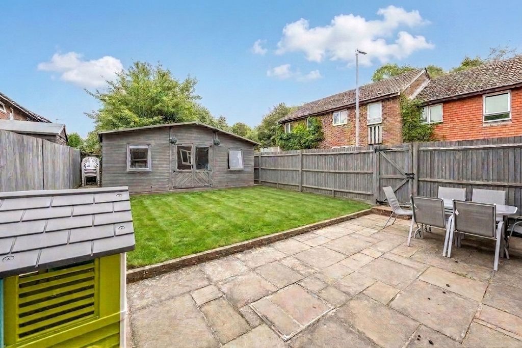 Property photo 3 of 12