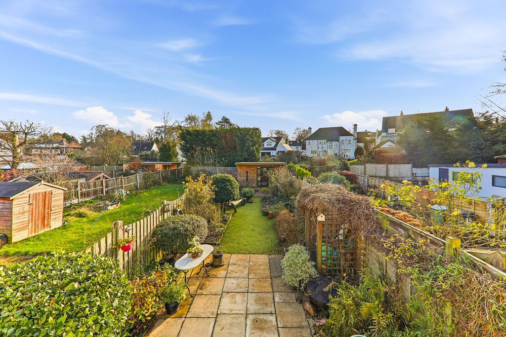 Property photo 3 of 24