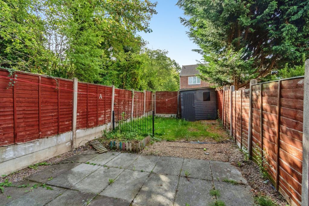 Property photo 2 of 11
