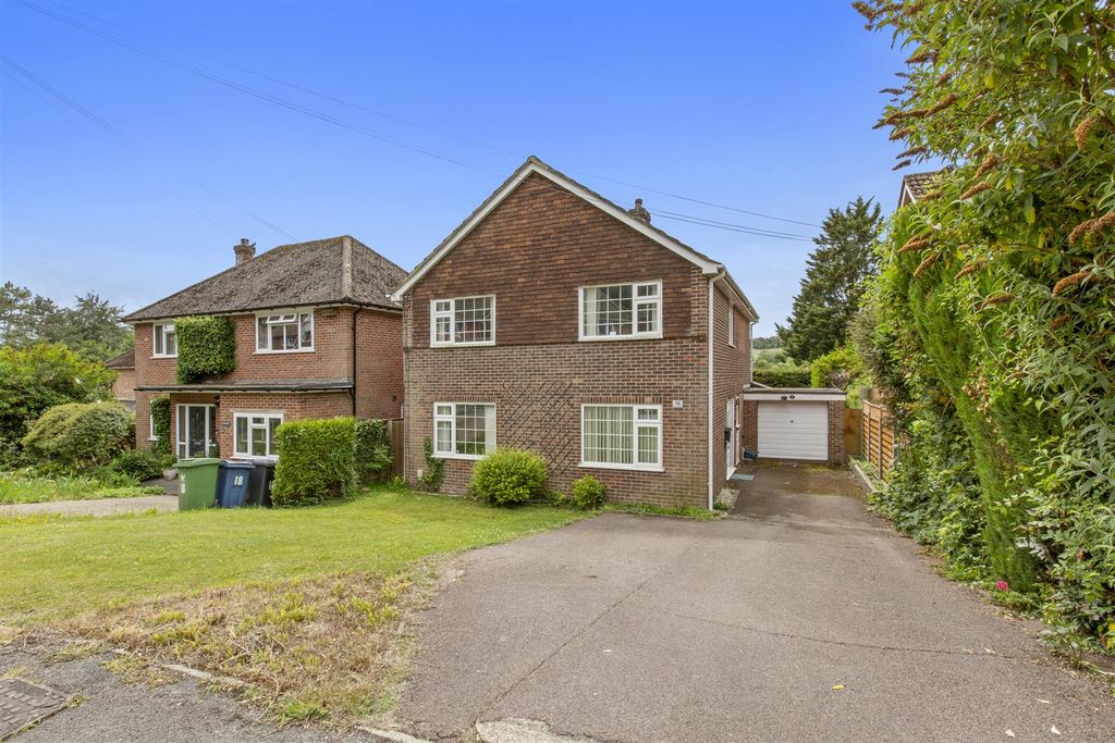 Property photo 1 of 15 Friars Gardens-14.Jpg