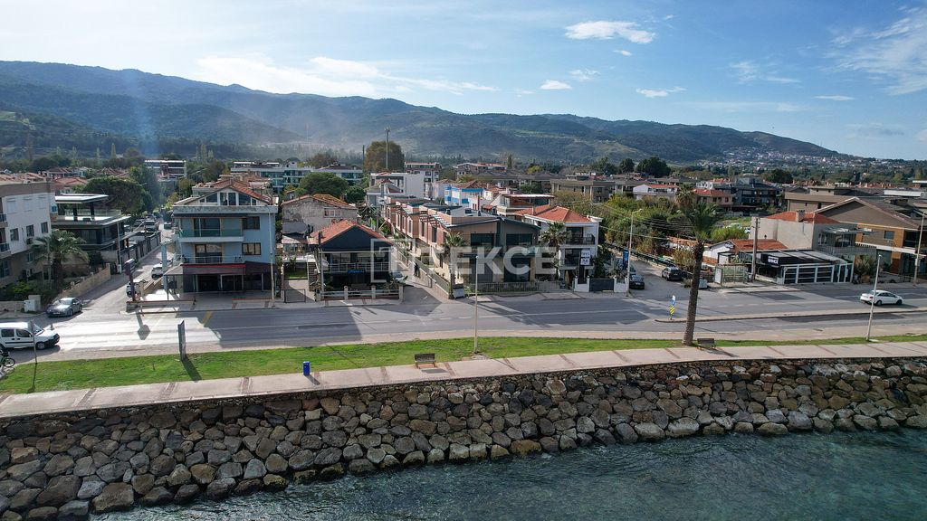 Property photo 3 of 28