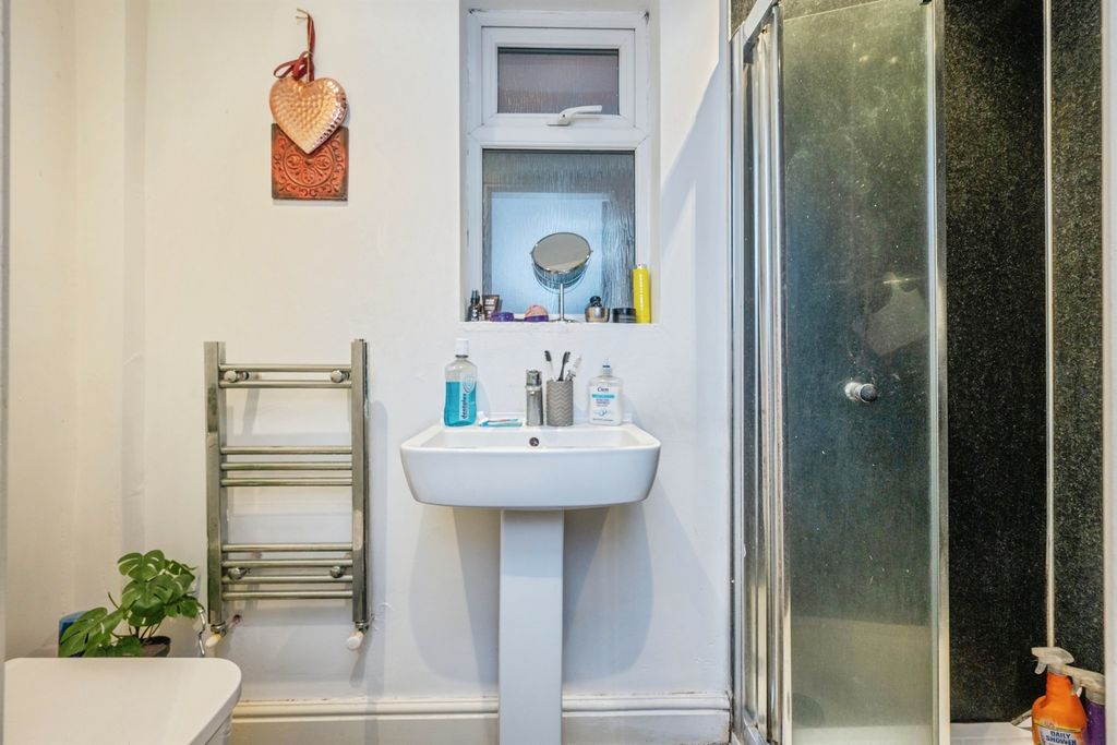 Additional image 11 of 3 bed semi-detached house for saleChain Lane, Mickleover, Derby DE3
