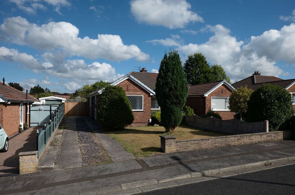 Property photo 1 of 21