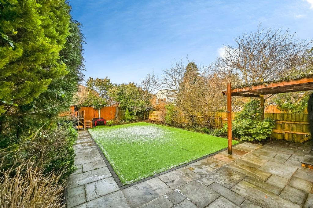 Property photo 2 of 39 Pbox-Img.Jpg