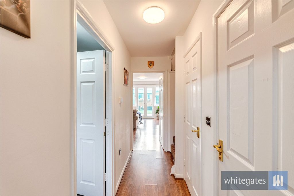 Property photo 2 of 28 Picture No. 02