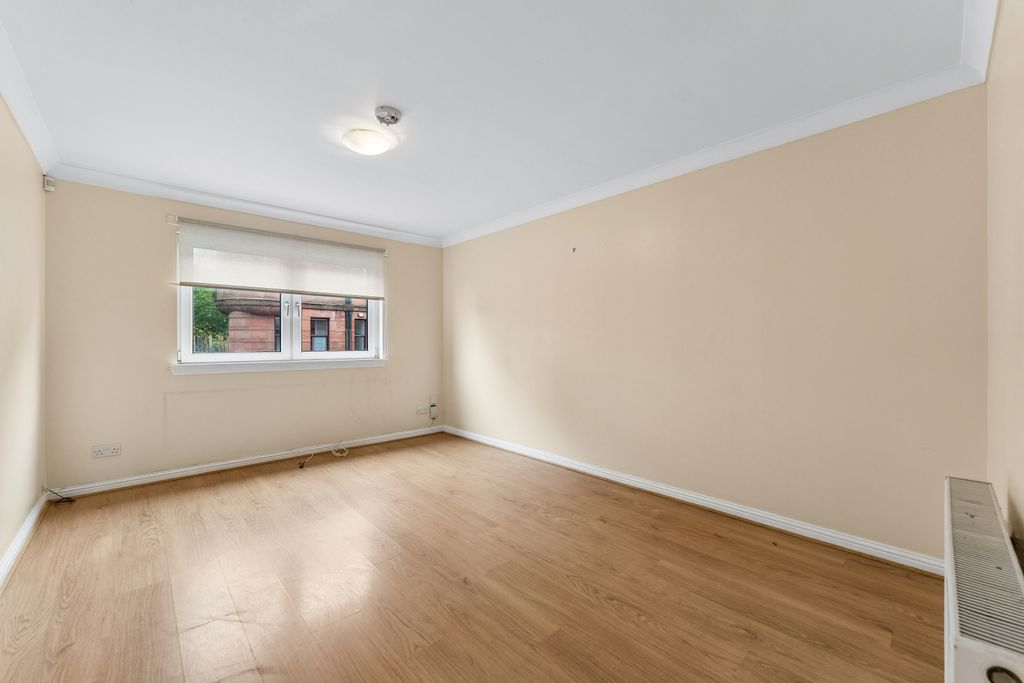 Property photo 2 of 17 Picture No. 02