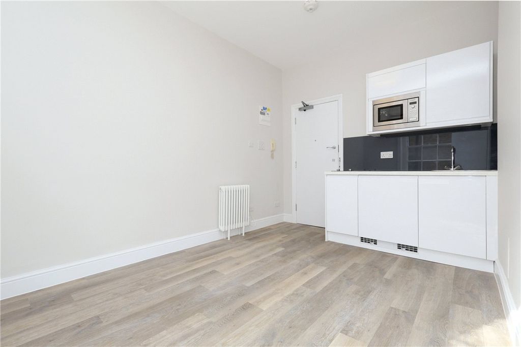 Property photo 1 of 6 Picture No. 06
