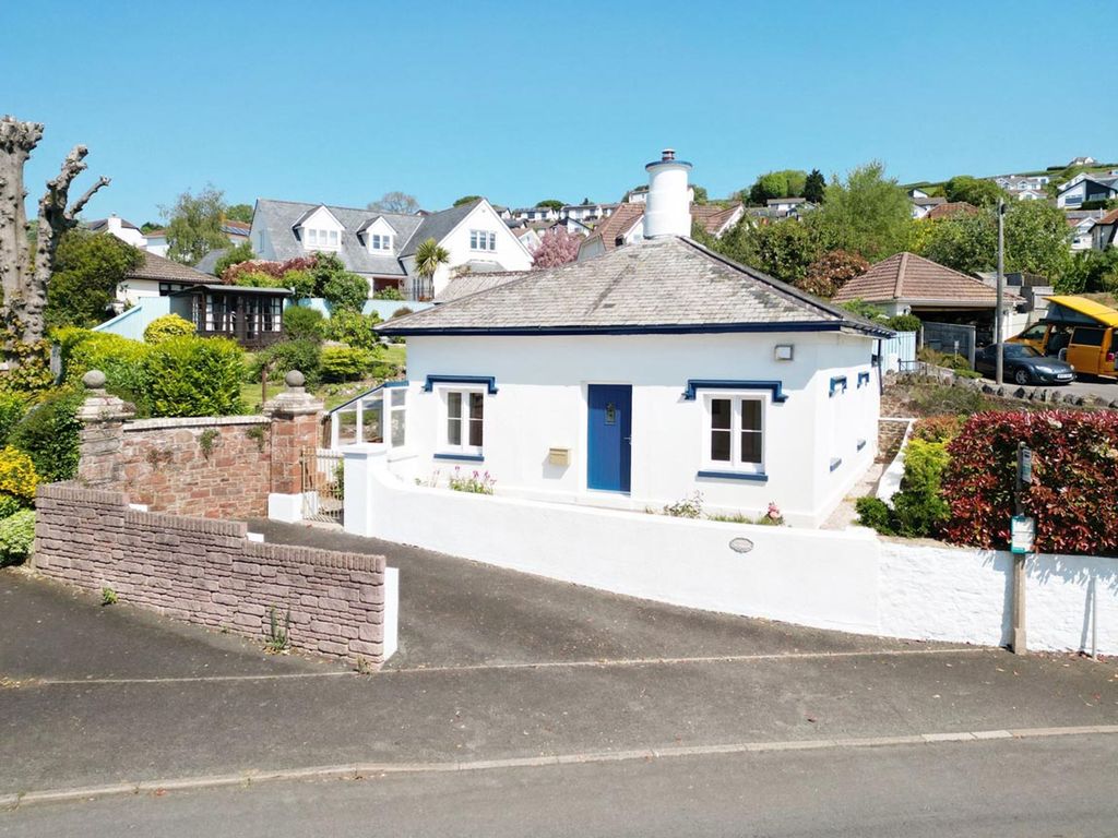 Property photo 1 of 27