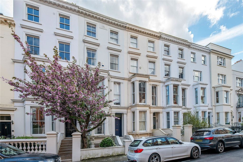 Property photo 1 of 14 Exterior