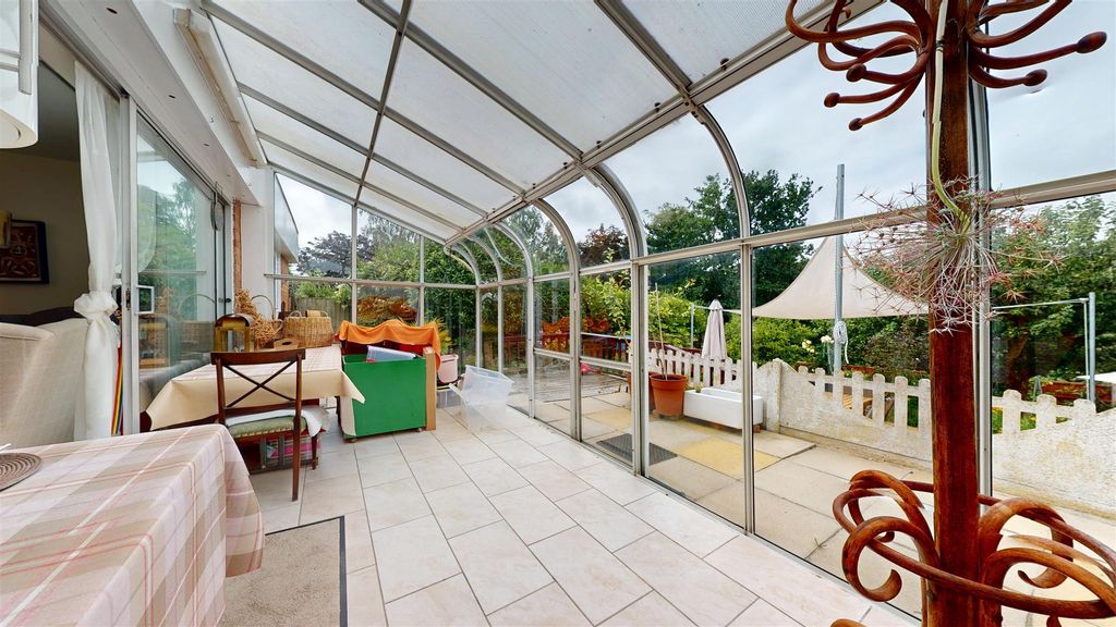Property photo 3 of 23 Knowsley Park Lane Conservatory