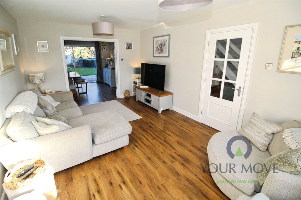 Property photo 2 of 16 Living/Dining Room