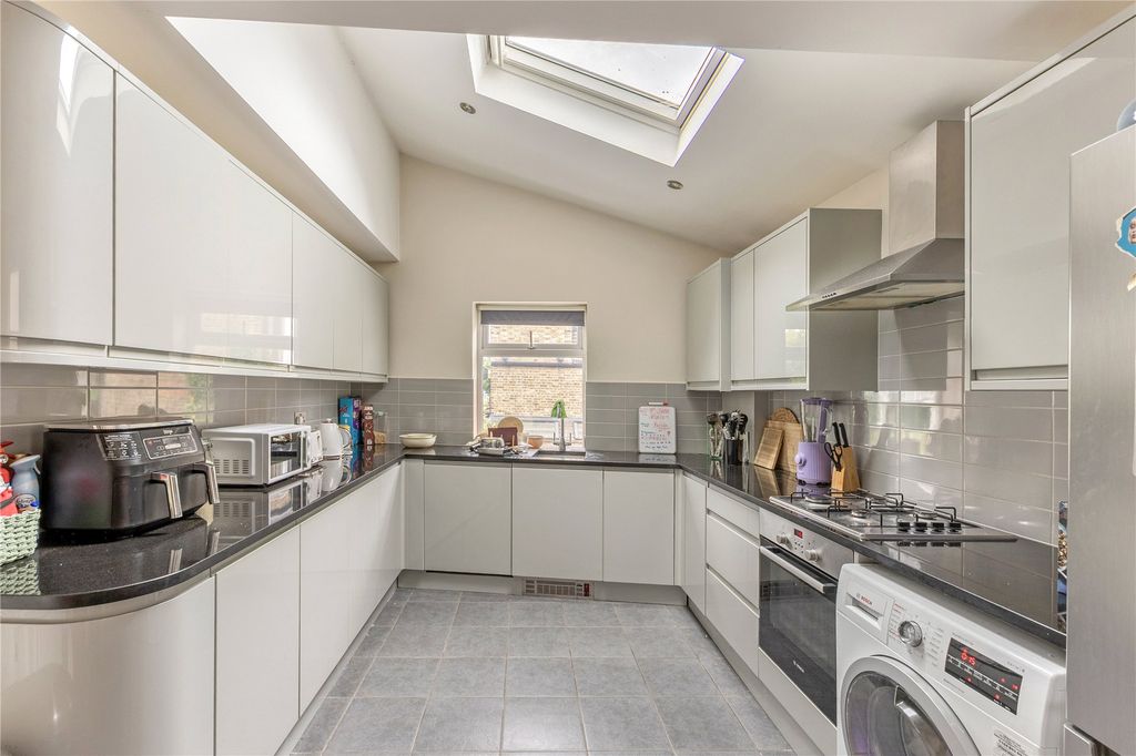 Property photo 3 of 13 Picture No. 05