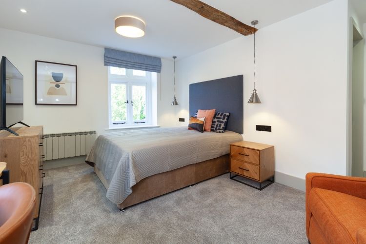 Property photo 1 of 7 237089