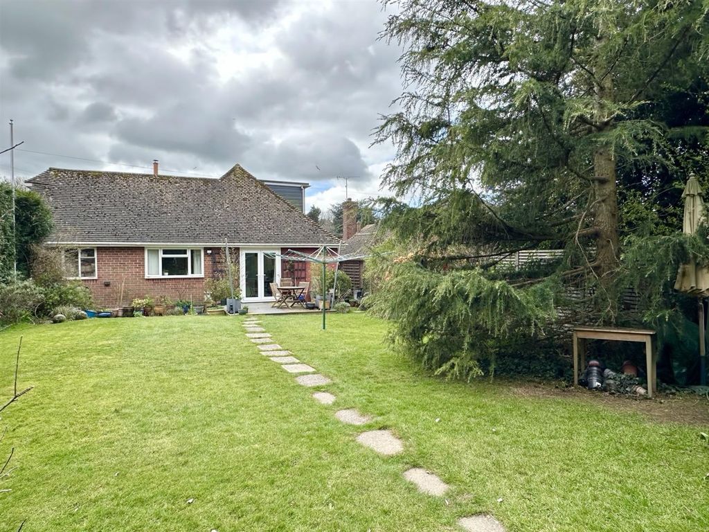 Property photo 3 of 32