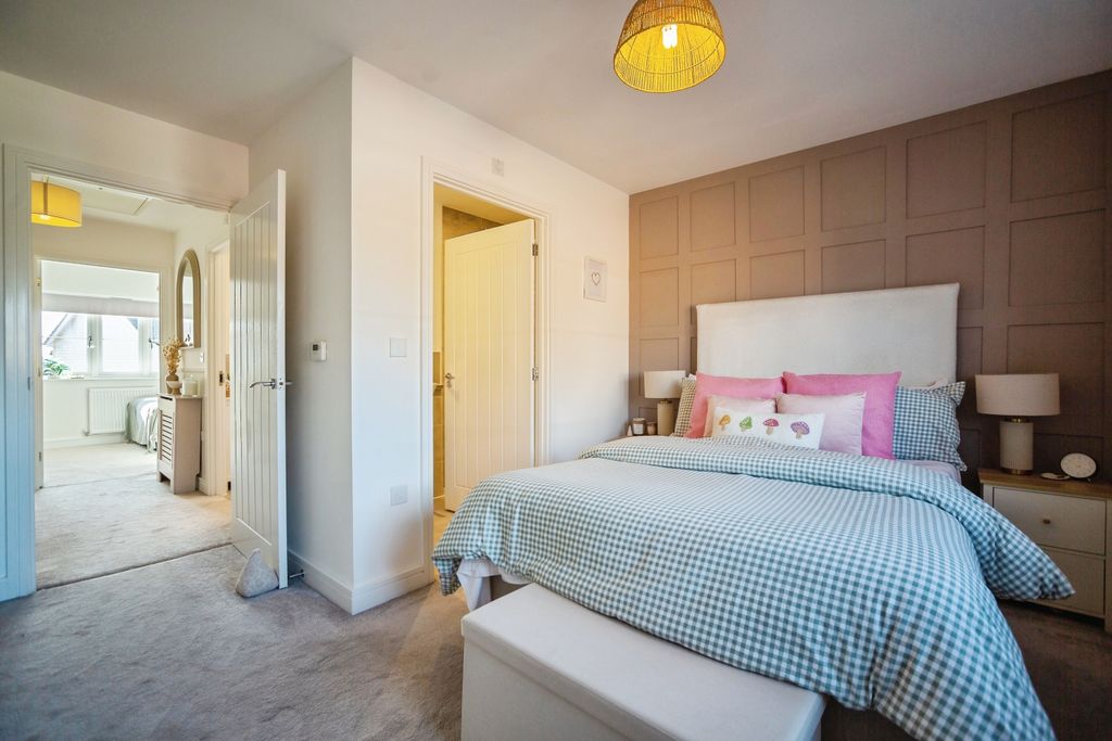 Property photo 3 of 20 243A3750