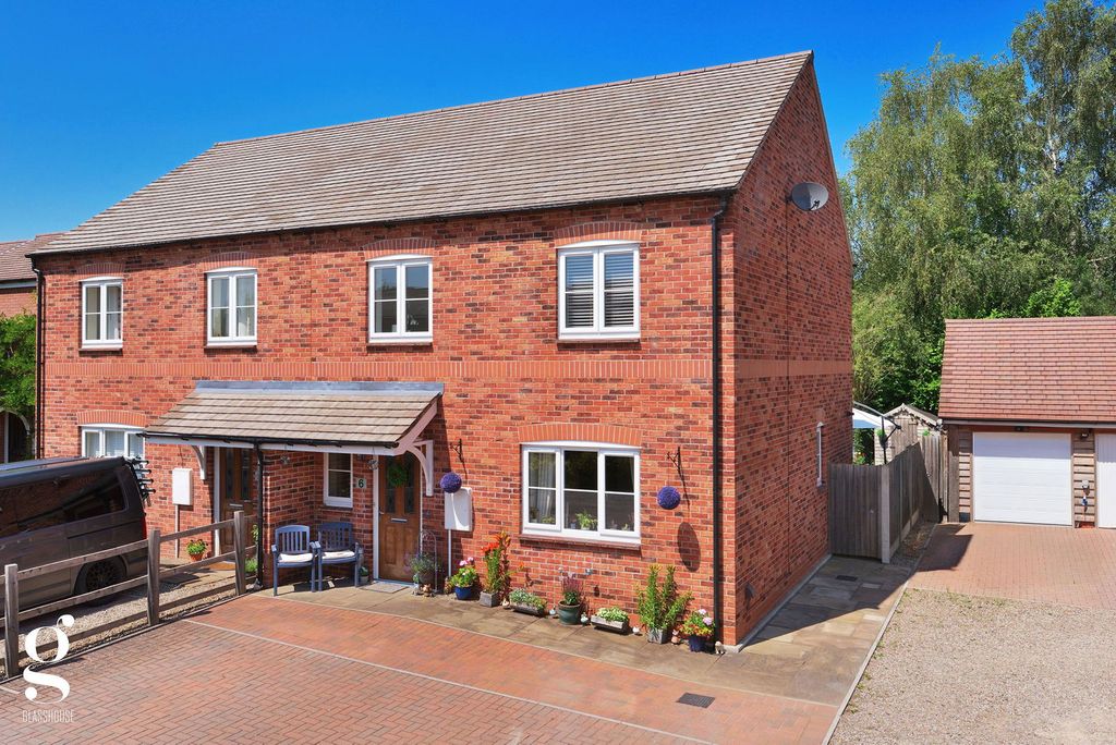 Property photo 1 of 31