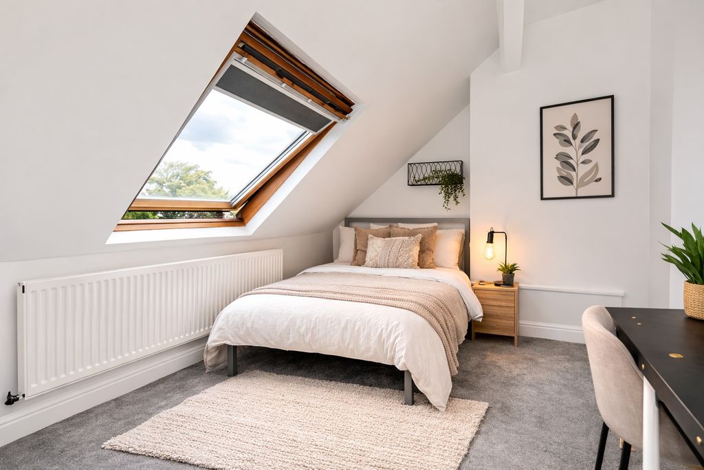 Property photo 3 of 10 Bright Attic Bedroom With Large Skylight Window...